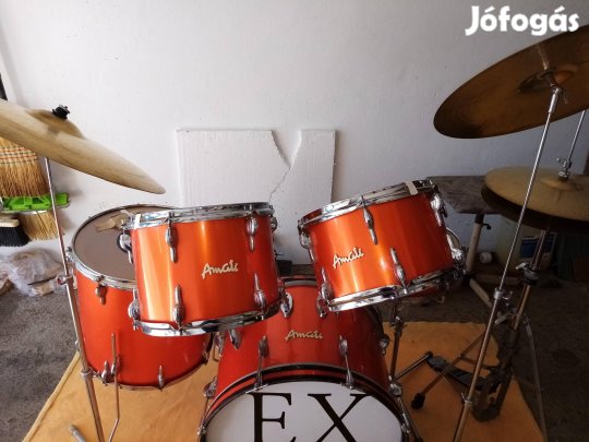 Amati Dobfelszerelés