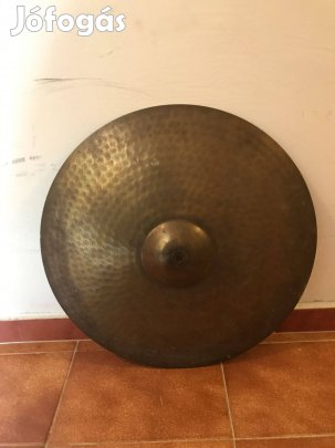 Amati Kraslice 18" vintage crush cintányér