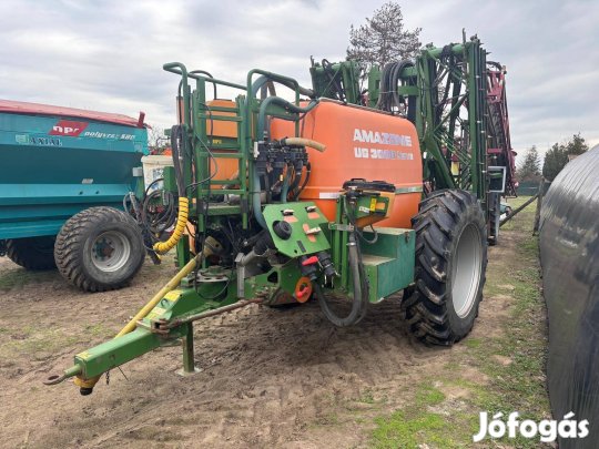 Amazone Ug 3000/24 vontatott permetező