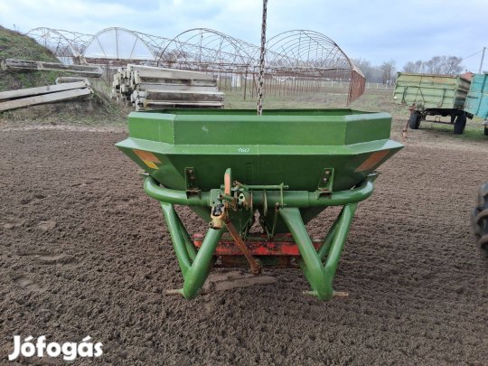 Amazone ZA-F 604 tip 600 literes 2 tárcsás műtrágyaszóró