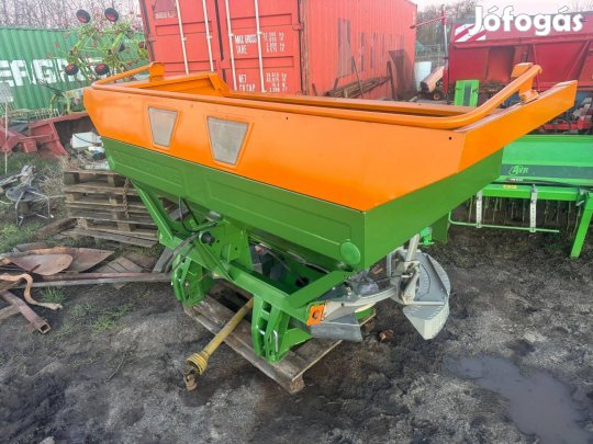 Amazone ZA-M Max , 2000 Literes Kéttárcsás Műtrágyaszóró