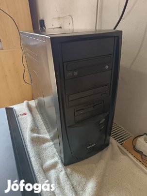 Amd Athlon Pc eladó új SSD vel.