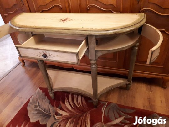Amerikából hozott asztal
