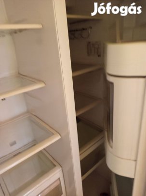 Amerikai hűtő hibásan eladó