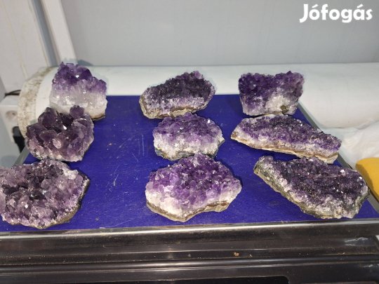 Ametiszt, ásvány, több darab, természetes képződmény eladó