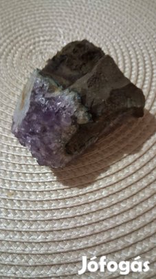 Ametiszt ásvány 8x6 cm-