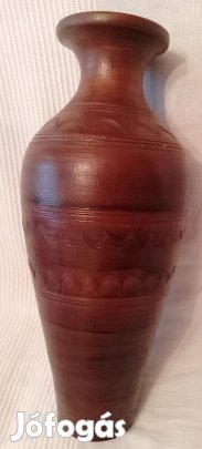 Amfora jellgű váza