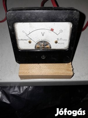 Analóg 24 v-os mérőműszer