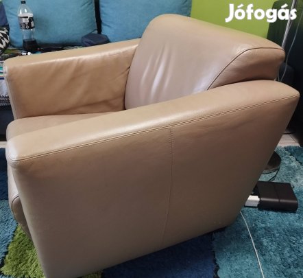 Andante beige bőr fotel 12000ft-ért eladó.