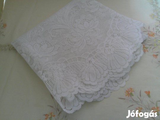 Andrea bordűrös fényáteresztő függöny ( 288 cm x 157 cm ) eladó