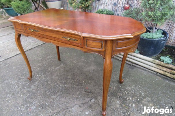 Angol íróasztal -két oldalról is használható