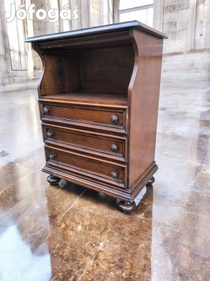Angol stílusú 3 fiókos komód