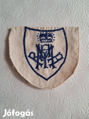 Angolkisasszonyok hímzés