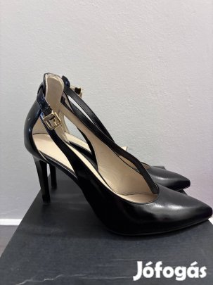 Anis bőr magassarkú 38