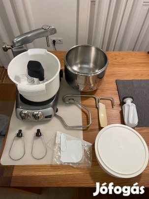 Ankarsrum Assistent dagasztógép, habverővel. Dagasztógép