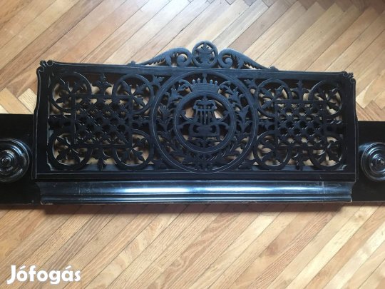 Ant.Petrof zongora kottatartó