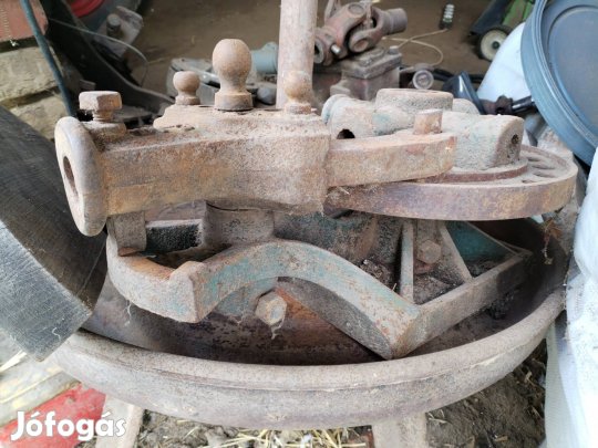 Antik 1773-as szőlő prés eladó 