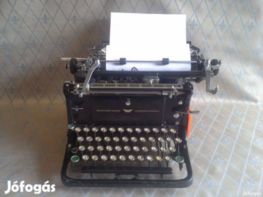 Antik 1930-as évekből német mechanikus írógép kitűnő gyönyörű régi