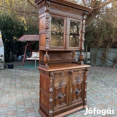 Antik Bútor - Neoreneszánsz tálalószekrény