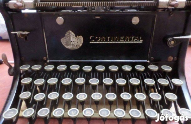 Antik Continentál írógép német