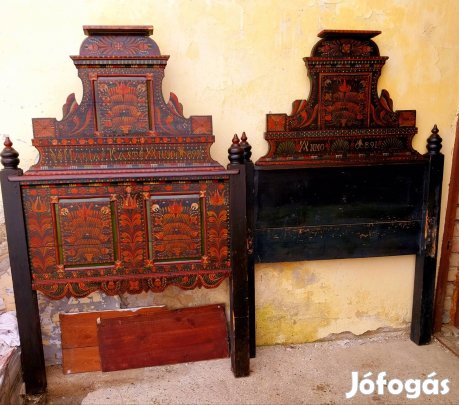 Antik Festett bútor-Festett ágy-Hartai