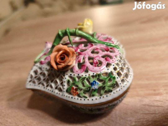 Antik Herendi áttört, szív bonbonier, ékszer tartó