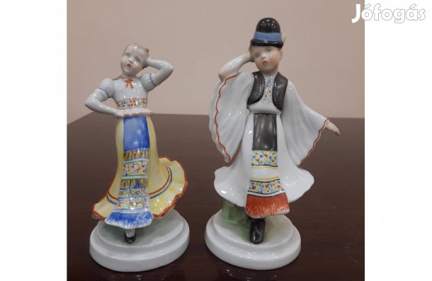 Antik Herendi népviseletben táncoló fiú, lány figura pár eladó!