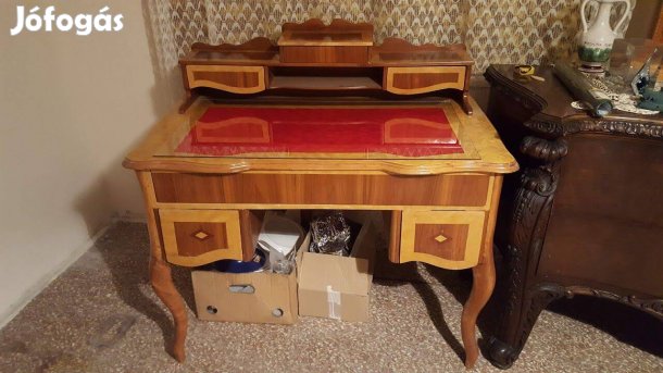Antik Íróasztal