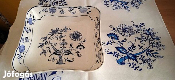Antik Meissen-i hagyma-mintás szögletes tálaló+abrosz