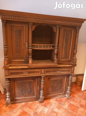 Antik Onémet tálaló az 1800-as évekből minden darabjával