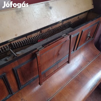 Antik Pianino Eladó!
