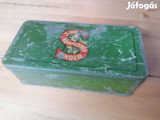 Antik Singer varrós doboz eladó!