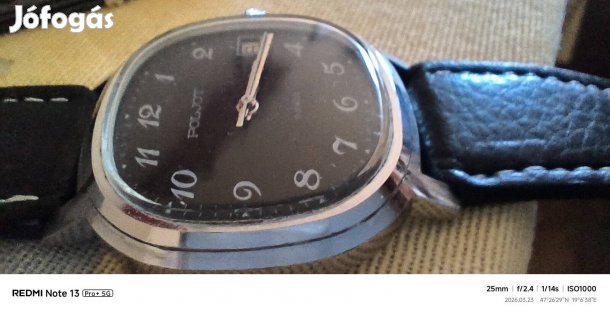 Antik Szovjet Poljot 17 kő ,felhúzos . Két szíj . Utánvét 