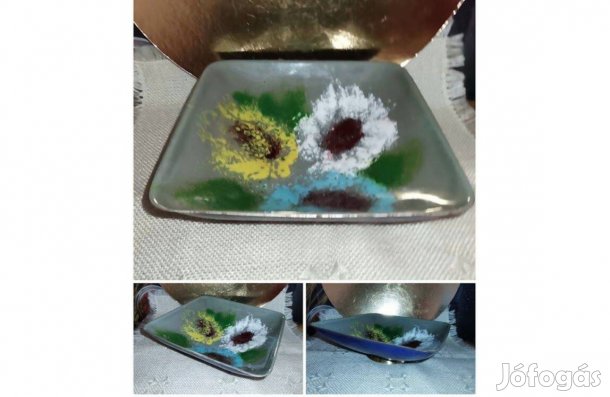 Antik Tűzzománc kínálótálka ,alján oxidáció