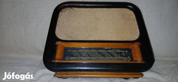 Antik , régi , ritka Tesla 411 U elektroncsöves asztali rádió
