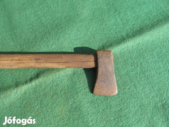 Antik, nagyon kicsi kanász balta, kanász fejsze gyűjteménybe eladó!