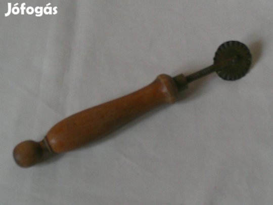 Antik, régi derelyevágó, derelyemetsző