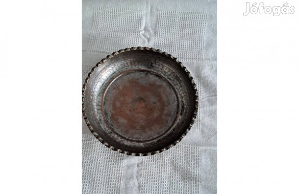 Antik arab konyha, tál ónozott kalapált réz Marokkó