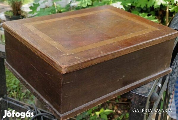 Antik biedermeier leveles doboz, felújításra szorul,