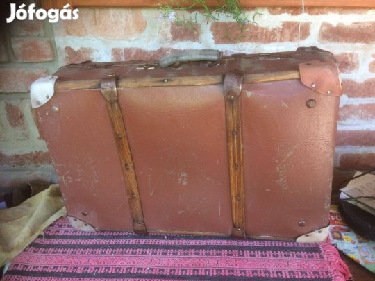 Antik bőrönd, utazótáska 5000 ft :Lenti