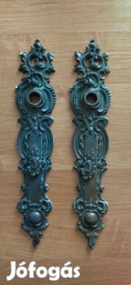 Antik bronz ajtócím