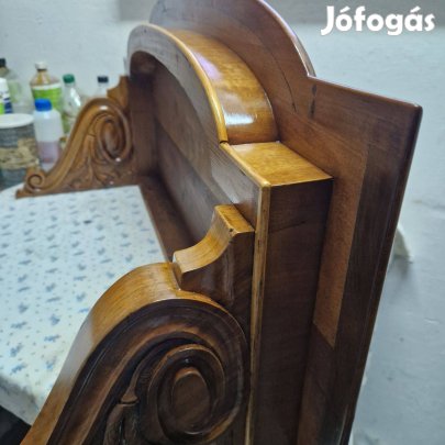 Antik bútor, Bécsibarokk falipolc, antik falikonzol felújítva