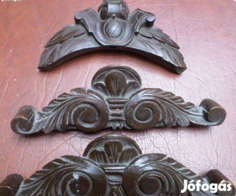 Antik bútor dísz faragott fa 3 db