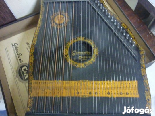 Antik citera dobozában tartozékaival