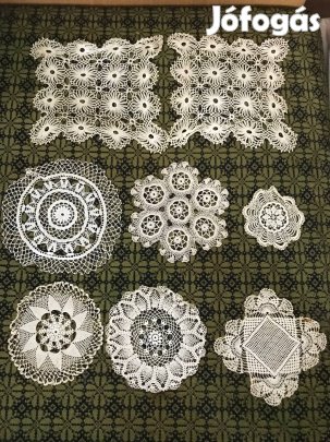 Antik csipke terítők 8 db vegyesen