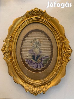 Antik díszes tűgobelin portré gazdagon faragott blondel keretben