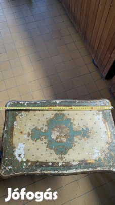 Antik dohányzóasztal