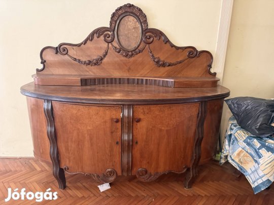 Antik fa tálaló szekrény