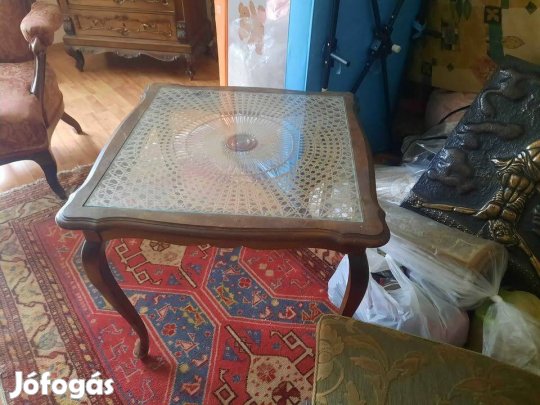 Antik fa üveglapos asztal