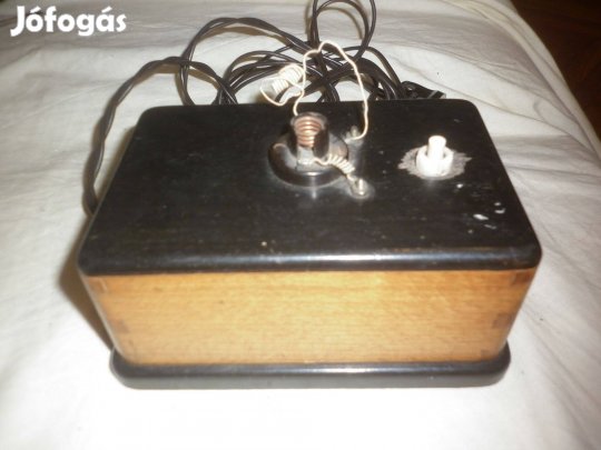 Antik fadobozos műszer